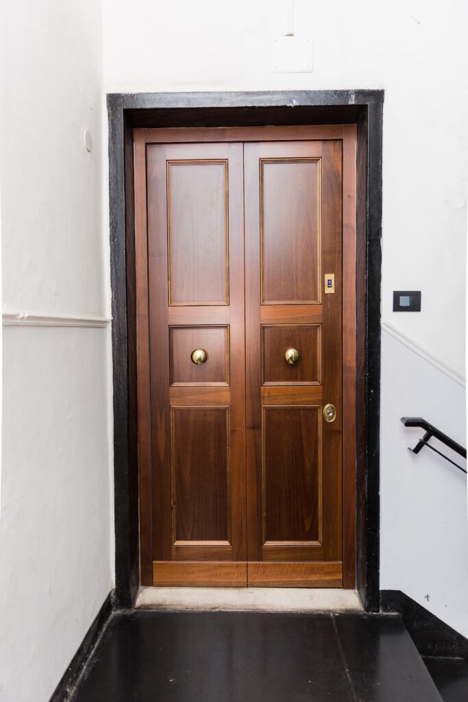 porta blindata con pannello uguale a originale